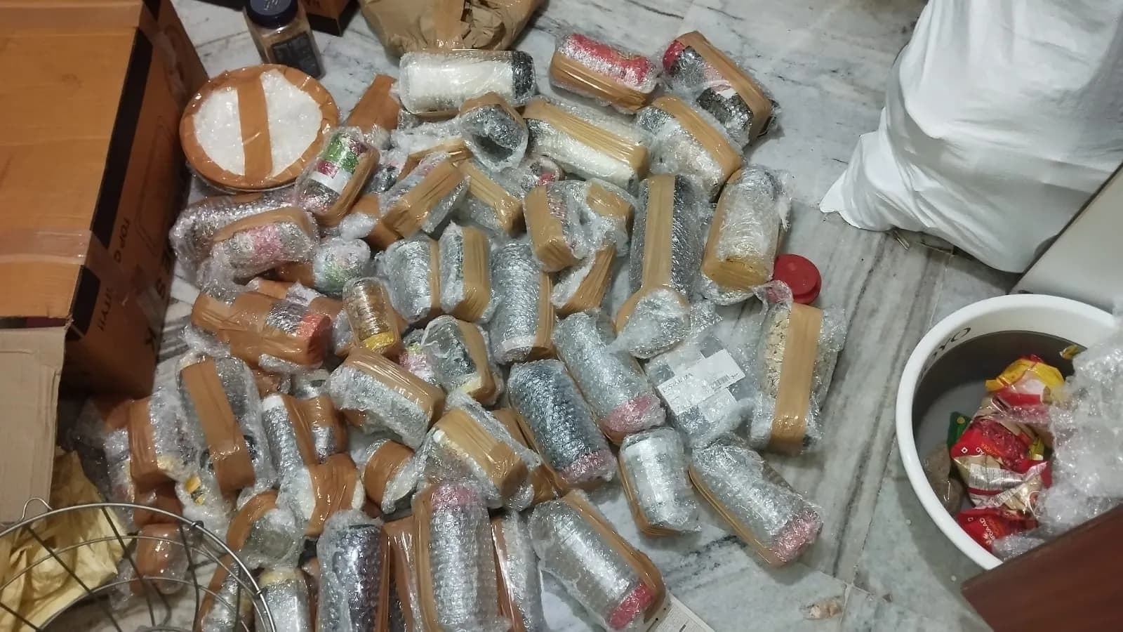 Sri Kamakshithayi Packers - Packing