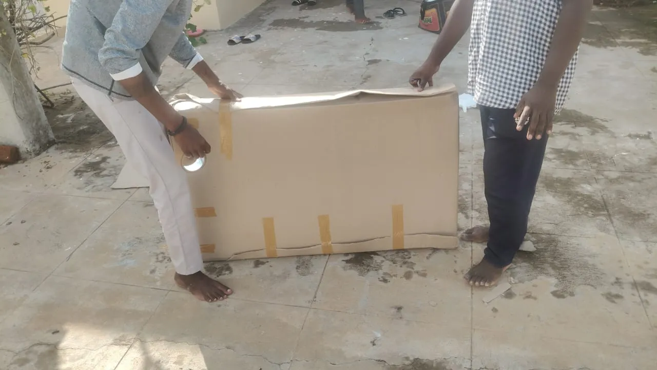Sri Kamakshithayi Packers - Packing